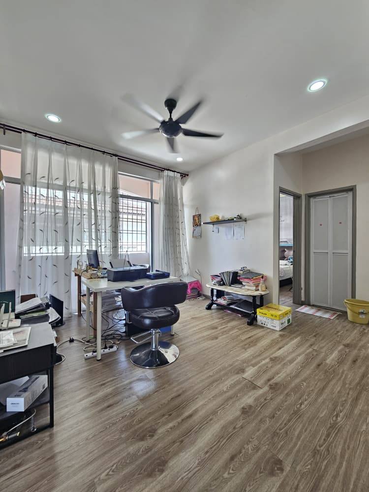 photo_2026-04-20_07-30-08