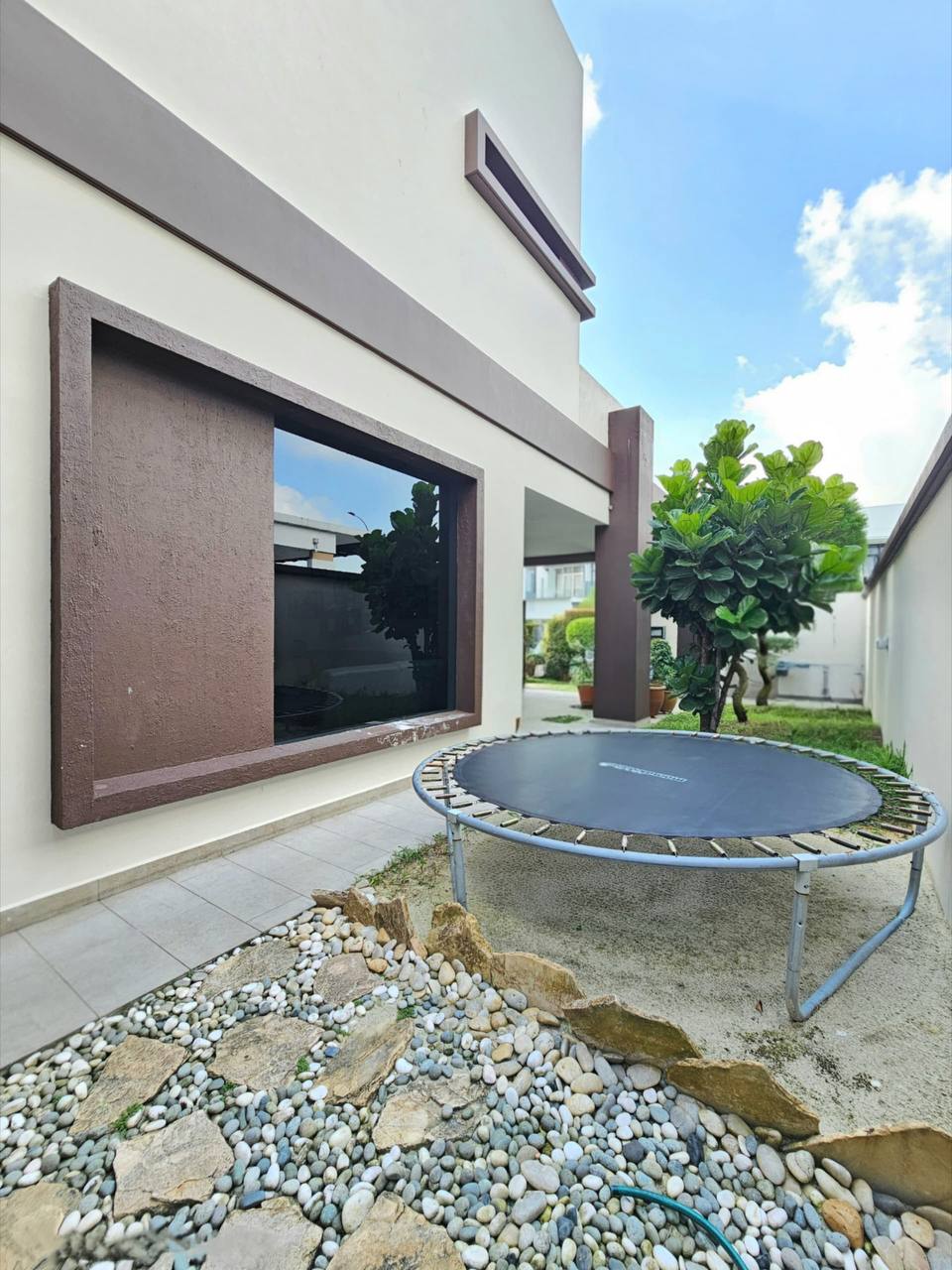 photo_2025-07-23_08-11-49