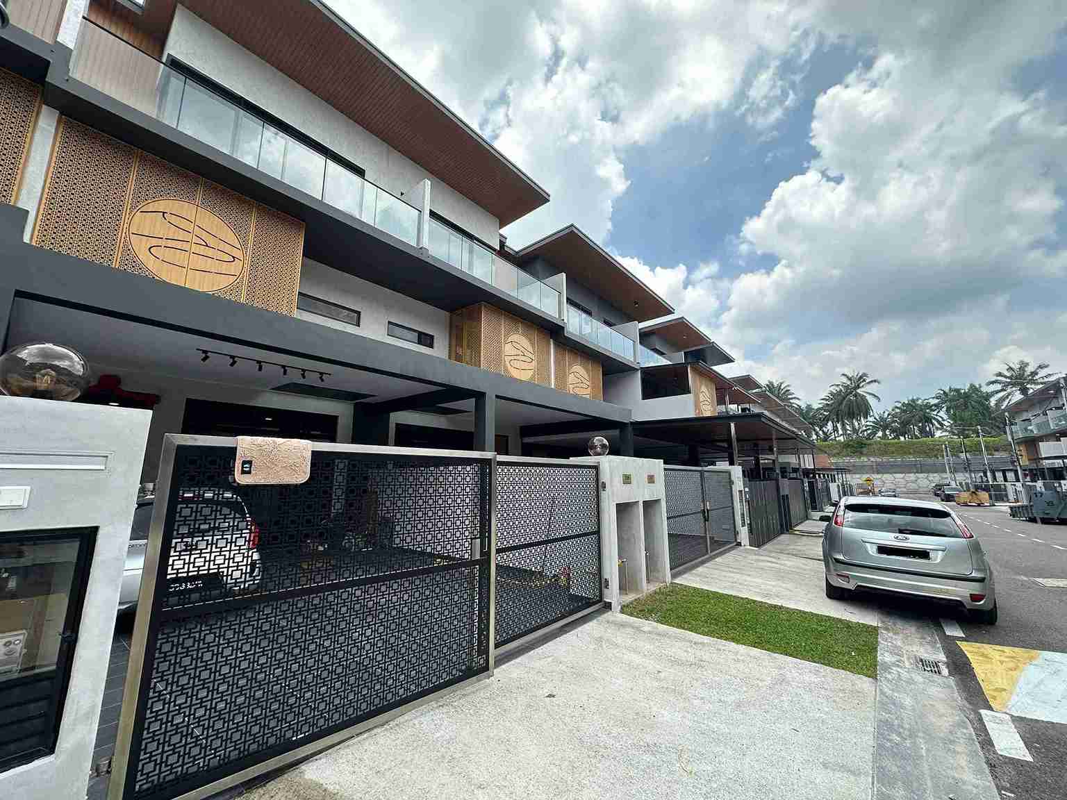 photo_2026-04-01_07-32-09_11zon