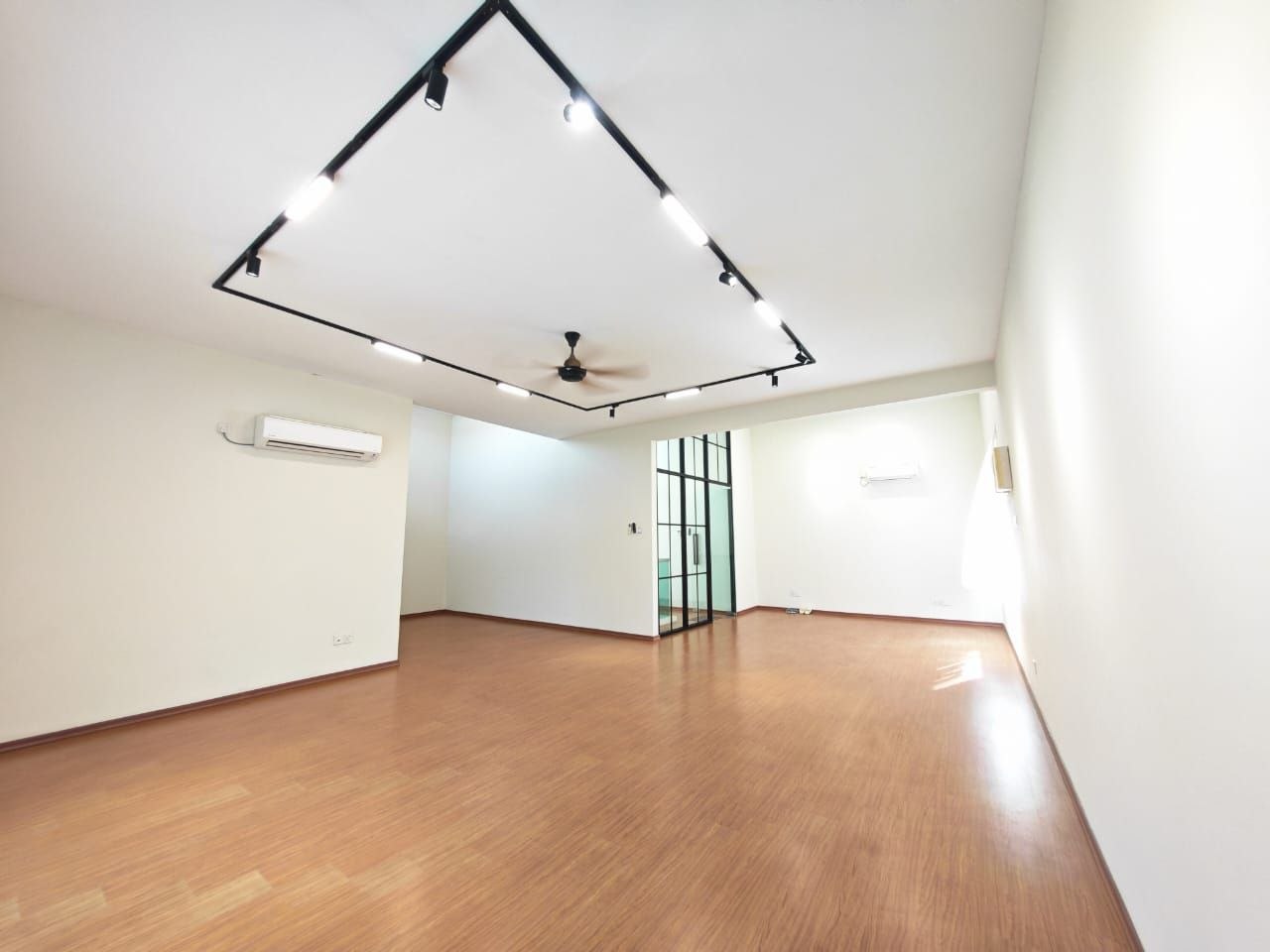 photo_2026-04-23_09-04-25