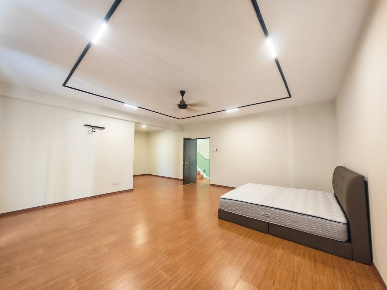 photo_2026-04-23_09-04-29