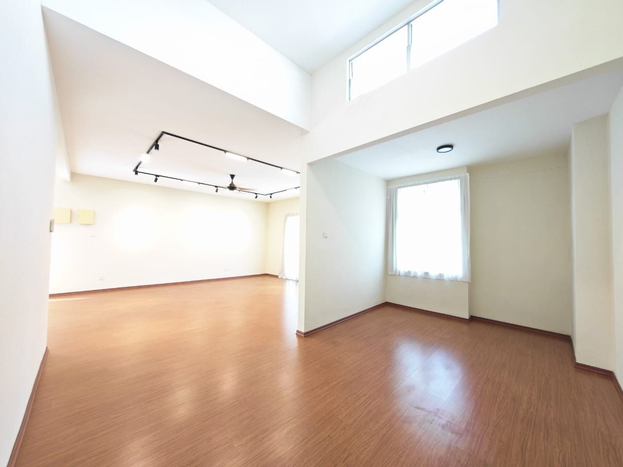 photo_2026-04-23_09-04-30