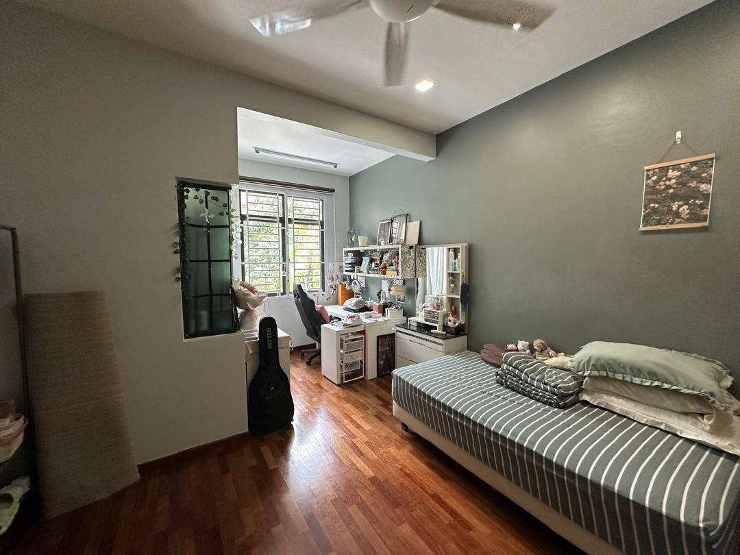 photo_2026-04-24_08-01-21