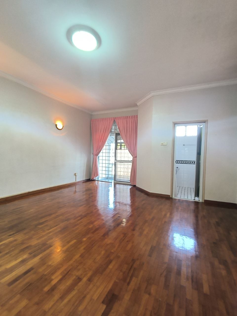 photo_2026-04-28_14-12-27